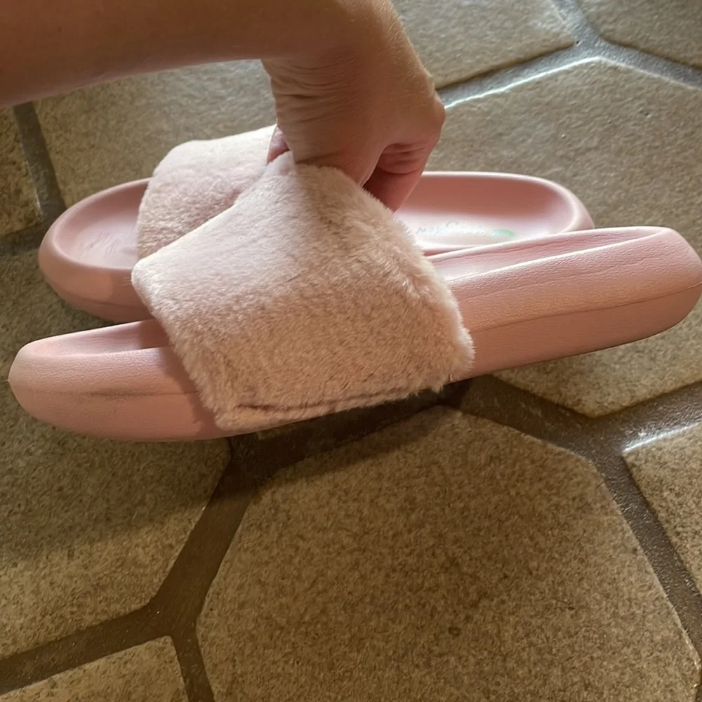 Honey Dew sandals